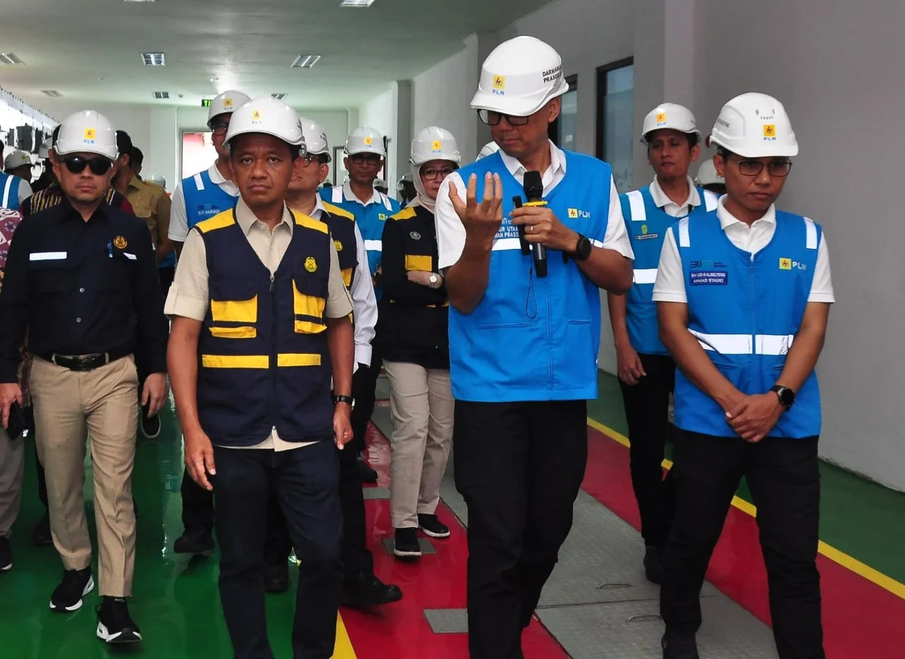 Menteri Bahlil Rapat Dengan PLN Bahas Pemicu Pemadaman Bergilir di Sejumlah Wilayah