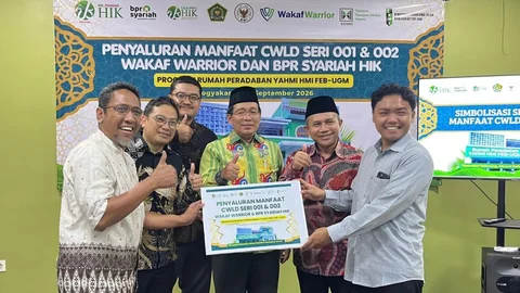 Salurkan CWLD Sebesar Rp700 Juta, BPRS HIK dan Wakaf Warrior Dukung Rumah Peradaban UGM