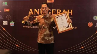 BPR Arto Moro Raih Penghargaan Ekonomi Kerakyatan, Aset Tembus Rp1,401 Triliun